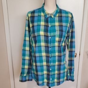Gap plaid boyfriend button down EUC